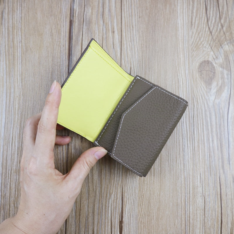 WR Short Three Fold Leather Wallet 2022 New Fashion Women's Cowhide Cabinet Color Contrast Multi Card Pocket Wallet