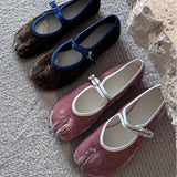 KYLETHOMASW  -  Fashion belvet split toe women ballet flats buckle strap pumps
