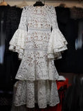 Kylethomasw 2024 Fashion Runway White Lace Embroidery Hollow Out Long Flare Sleeve Cascading Ruffles Cake Party Evening Prom Robe Dresses