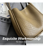 KYLETHOMASW  -  Business Tote Bag With Large Capacity For Commuting, Retro And High-End Texture Fashionable Versatile Shoulder Bag For Women