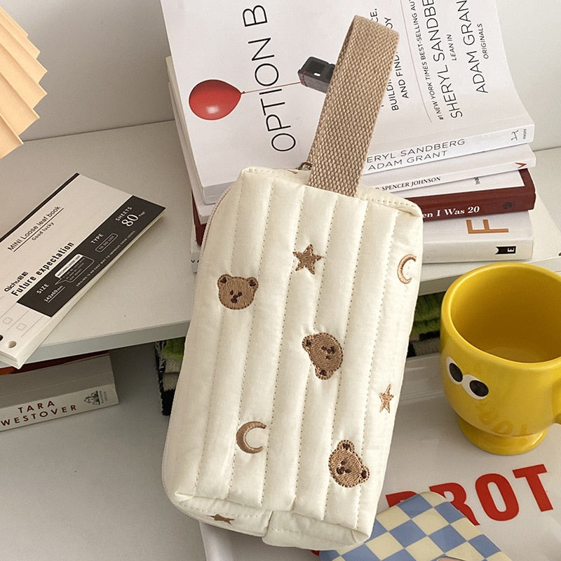 Kylethomasw Embroidery Bear Makeup Bag Quilt Cotton Canvas Women Zipper Cosmetic Organizer Cute Wrist Make Up Pouch Portable Toiletry Case