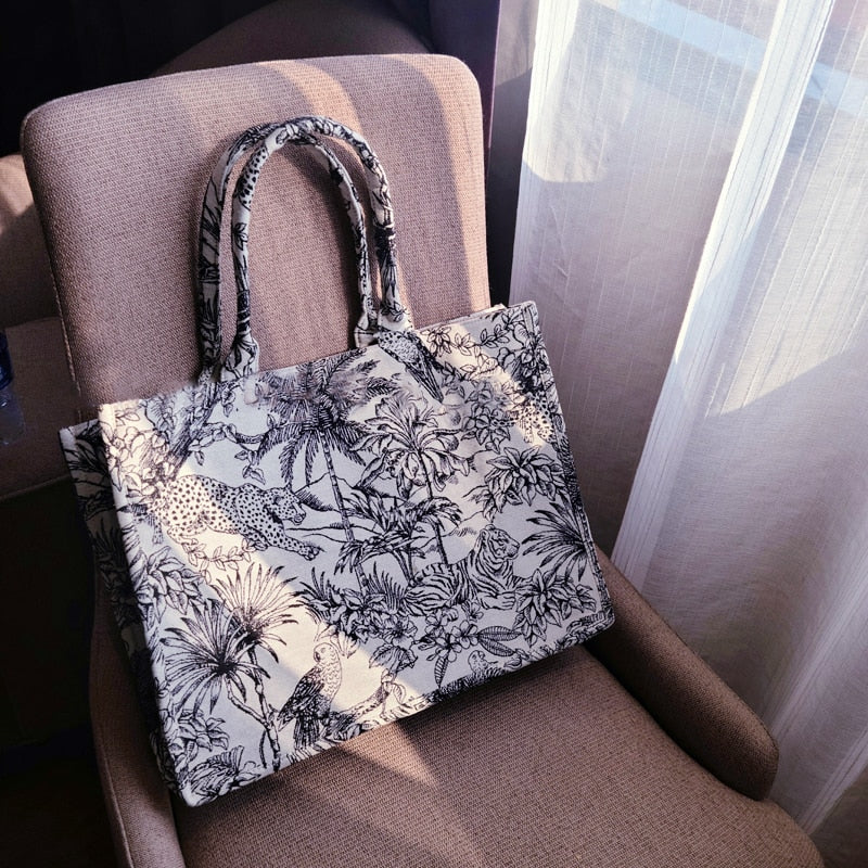 2021 Luxury Designer Handbag Women Luxury Brand Bag Shopper Designer Bag Jacquard Embroidery Shoulder Beach Bag Canvas Tote Bags